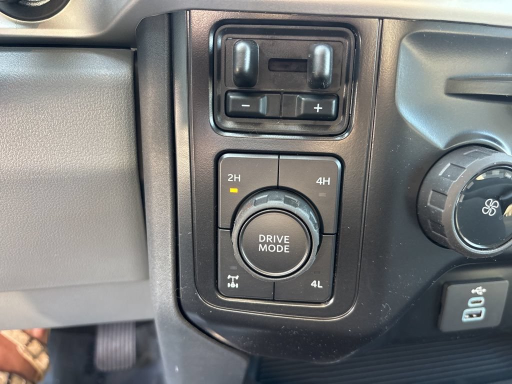 New 2026 Ford F350 XL w/ STX Appearance Package AWD/4WD image 31