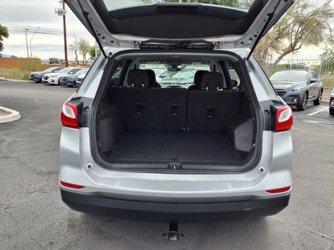 Used 2020 Chevrolet Equinox LS w/ LS Convenience Package image 14