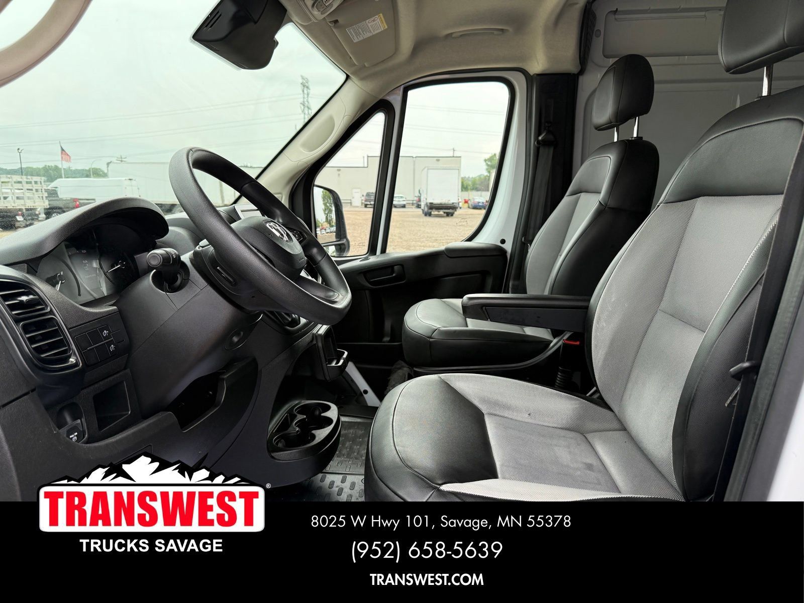 Used 2023 RAM ProMaster 2500 FWD image 5