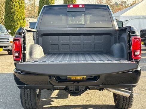 New 2026 RAM 2500 Tradesman AWD/4WD image 7
