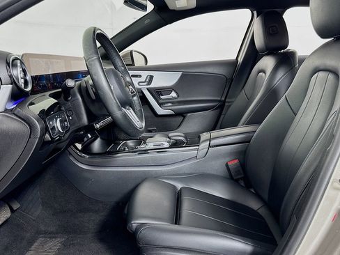 Used 2020 Mercedes-Benz A 220 4MATIC image 13