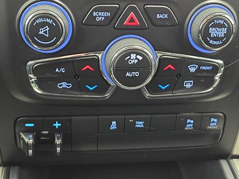 Used 2017 RAM 1500 Lone Star image 23