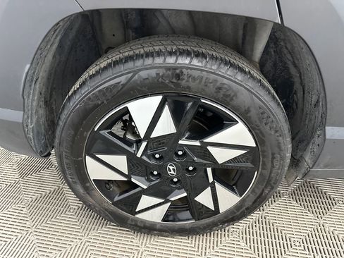 Used 2024 Hyundai Kona SEL w/ Convenience Package image 18