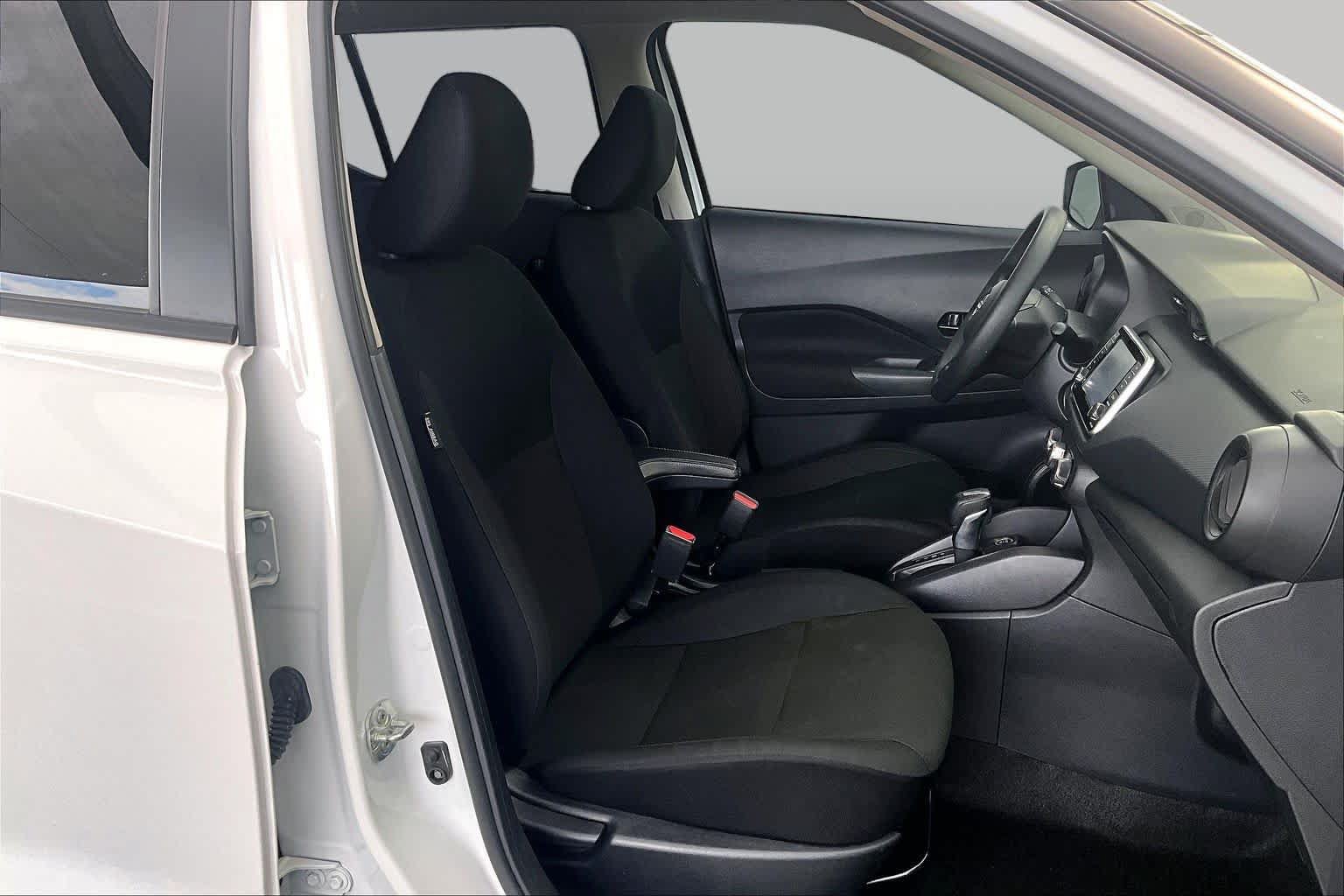 Certified 2024 Nissan Kicks S FWD image 9