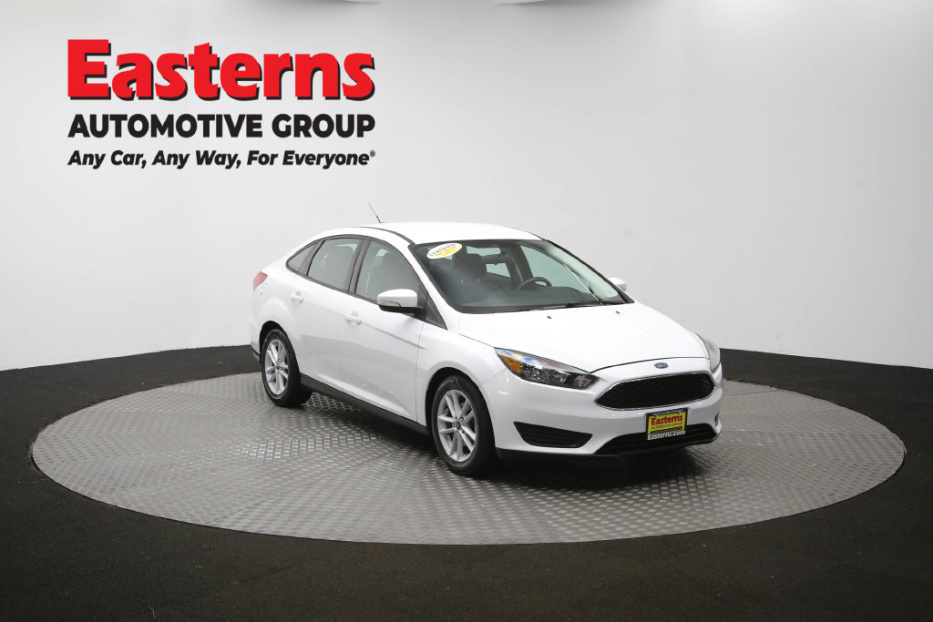 Used 2018 Ford Focus SE w/ Cold Weather Package FWD image 49