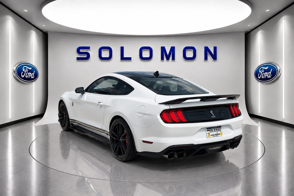 Used 2022 Ford Mustang Shelby GT500 w/ Technology Package RWD image 4