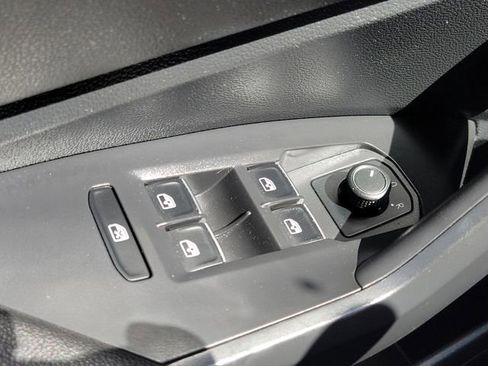 Used 2021 Volkswagen Jetta S image 17