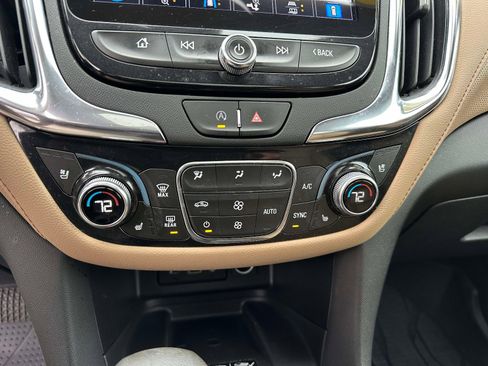 Used 2022 Chevrolet Equinox Premier image 31
