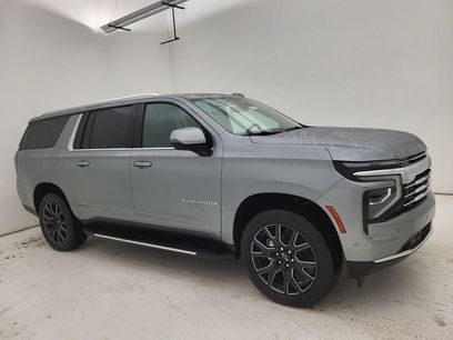 New 2026 Chevrolet Suburban LT w/ Comfort Package