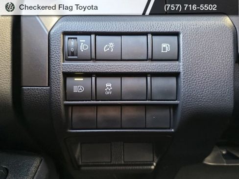 Used 2025 Toyota 4Runner SR5 image 23