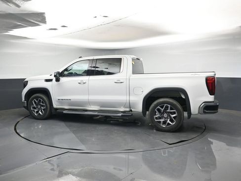 Used 2023 GMC Sierra 1500 SLE image 3