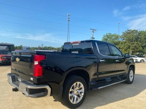 Used 2022 Chevrolet Silverado 1500 LTZ w/ LTZ Premium Texas Edition AWD/4WD image 8