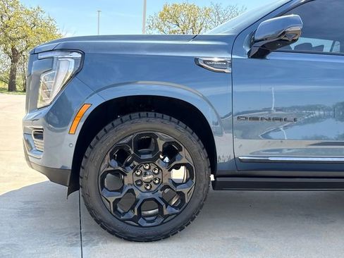 Used 2026 GMC Yukon Denali Ultimate image 5