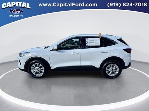 Certified 2023 Ford Escape Active w/ Tech Pack #2 image 5