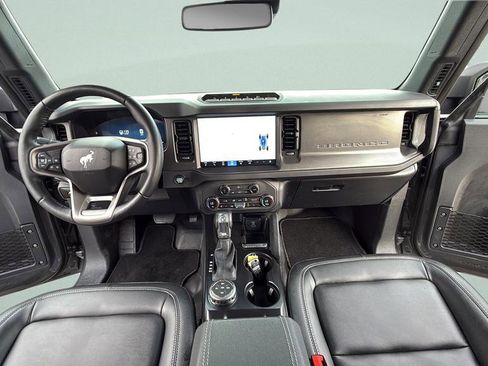 Certified 2025 Ford Bronco Badlands AWD/4WD image 37