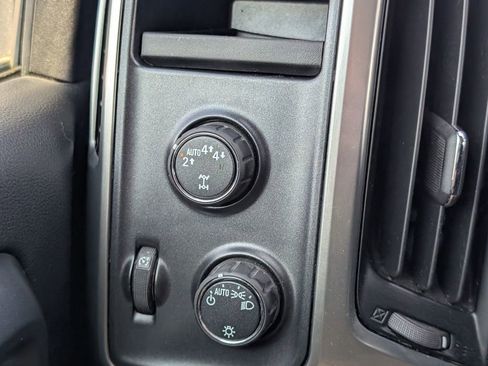 Used 2018 Chevrolet Silverado 1500 LT image 13