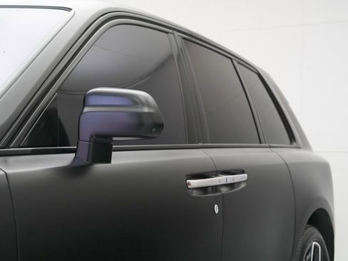 Certified 2024 Rolls-Royce Cullinan Black Badge w/ Driver's Package image 88