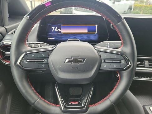 Used 2024 Chevrolet Equinox EV RS image 19