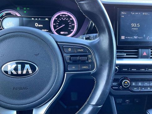 Used 2020 Kia Niro LXS image 19