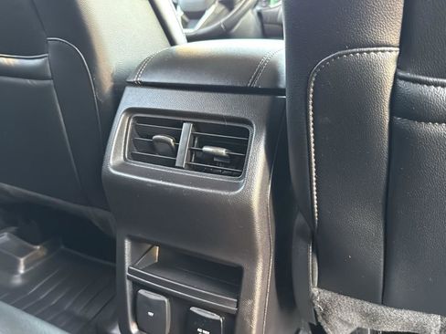 Certified 2018 Ford Edge Sport w/ Technology Package image 28