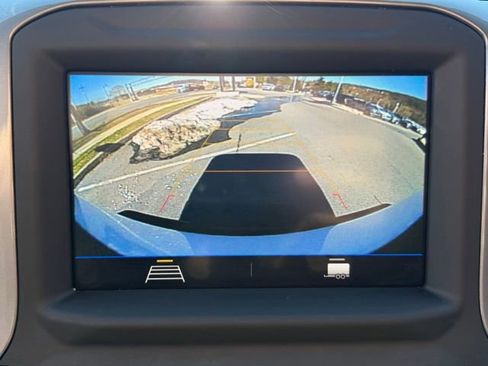 Used 2023 Chevrolet Silverado 2500 Custom w/ Custom Convenience Package image 6