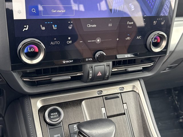 Certified 2024 Lexus GX 550 w/ Cold Area Package AWD/4WD image 19