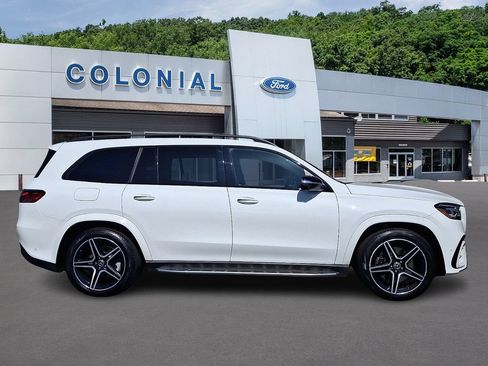 Used 2024 Mercedes-Benz GLS 450 4MATIC image 7