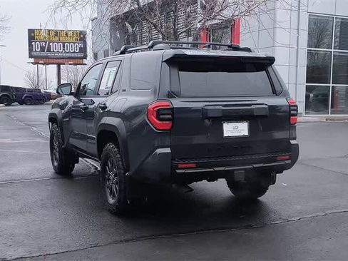 Used 2025 Toyota 4Runner SR5 image 7