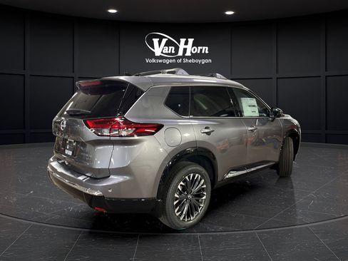 New 2026 Nissan Rogue Platinum AWD/4WD image 7