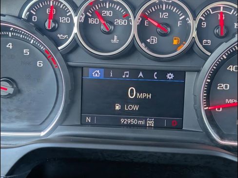 Used 2022 Chevrolet Silverado 1500 RST image 10