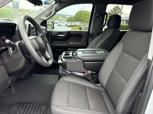 Used 2024 Chevrolet Silverado 1500 Custom AWD/4WD image 9
