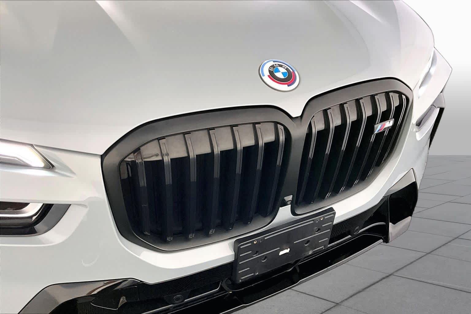 Used 2023 BMW X7 M60i w/ Executive Package AWD/4WD image 32