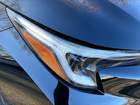 Used 2023 Toyota Corolla SE w/ SE Premium Package image 26