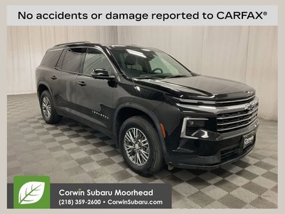 Used 2024 Chevrolet Traverse LT