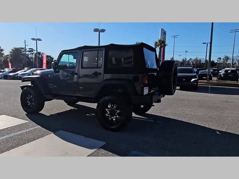 Used 2017 Jeep Wrangler Unlimited Sport w/ Quick Order Package 24S image 27