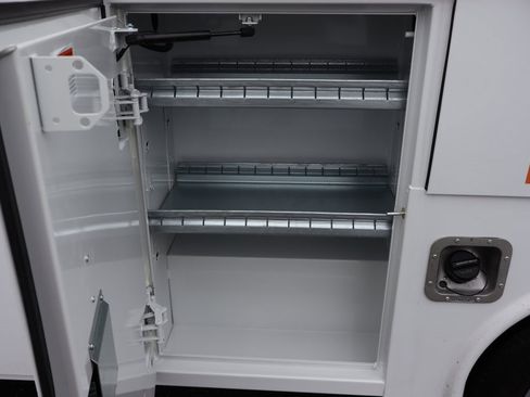 New 2025 Chevrolet Express 3500 w/ Power Convenience Package image 5