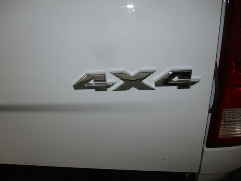 Used 2016 RAM 3500 Tradesman w/ Power & Remote Entry Group image 8