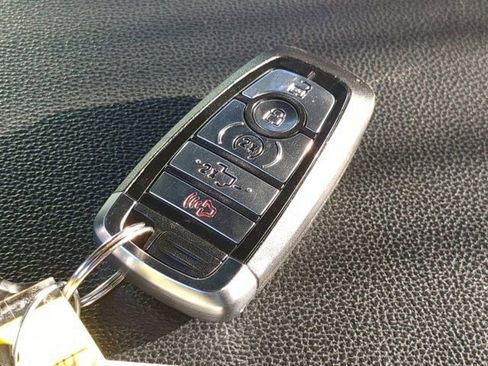 Used 2024 Ford F150 Lariat image 30