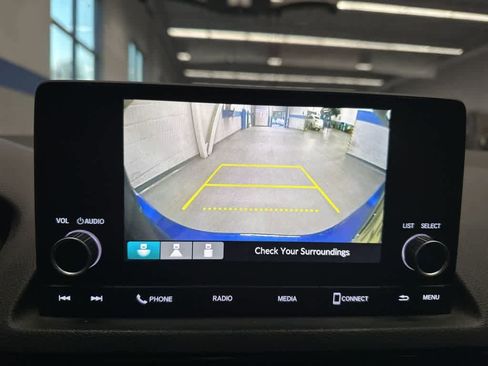 Used 2023 Honda Civic Sport image 21