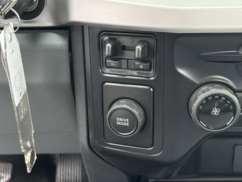 New 2025 Ford F350 XL w/ XL Chrome Package RWD image 17