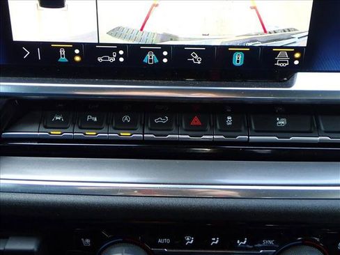 Used 2023 Chevrolet Silverado 1500 High Country w/ High Country Premium Package image 19