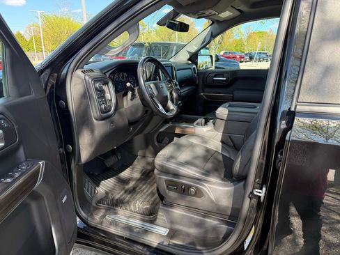 Used 2021 Chevrolet Silverado 1500 RST w/ Convenience Package II AWD/4WD image 12