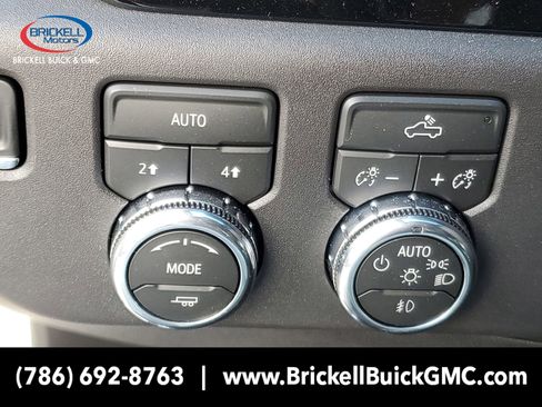 New 2026 GMC Sierra 1500 Elevation image 20