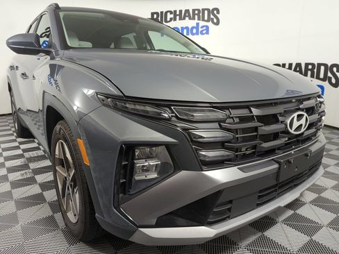 Used 2025 Hyundai Tucson SEL FWD image 6
