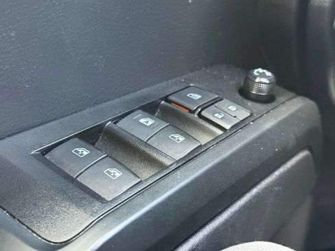 Used 2023 Toyota Tacoma SR AWD/4WD image 24