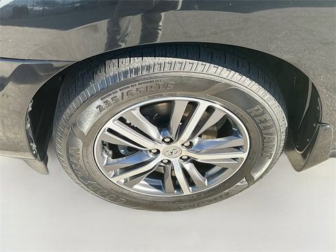 Used 2019 INFINITI QX60 Luxe w/ Essential Package image 38