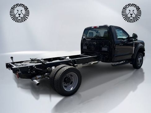 New 2026 Ford F550 4x4 Regular Cab Super Duty image 6