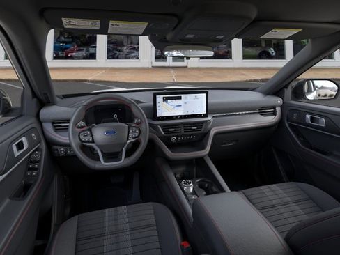 New 2026 Ford Explorer ST-Line w/ ST-Line Street Pack image 9