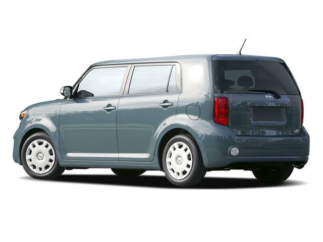 Used 2009 Scion xB FWD image 2