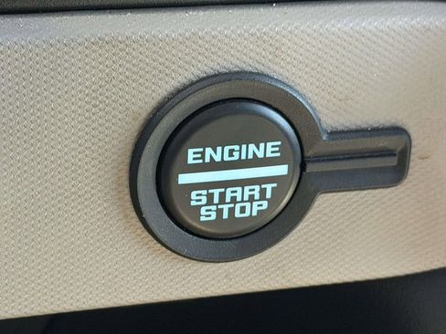 Used 2022 Ford Bronco Wildtrak image 8